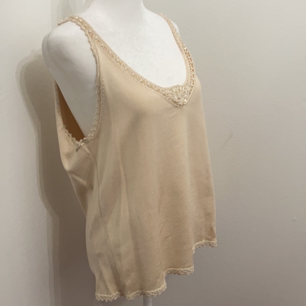 EUC Lauren Ralph Lauren Beige Sleeveless Blouse with Sequins & Bead Detail XL - Picture 3 of 10